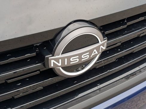 New 2026 Nissan Kicks SR FWD image 10