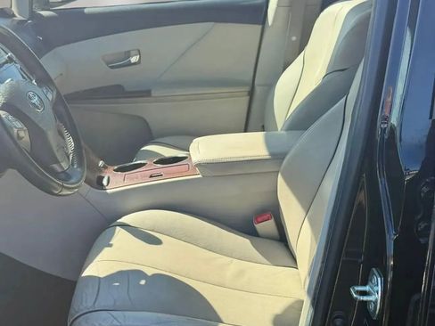 Used 2012 Toyota Venza XLE w/ XLE Premium Pkg image 11