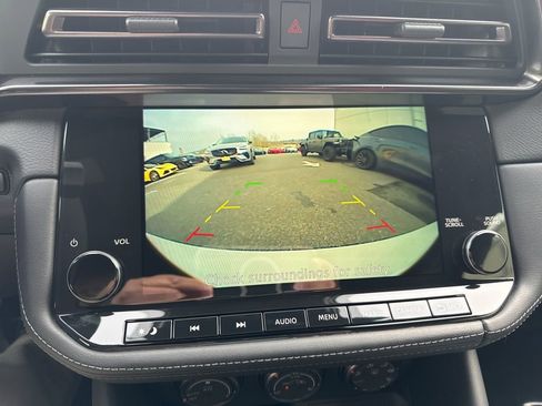 Used 2025 Nissan Z NISMO w/ Floor Mat Package image 27