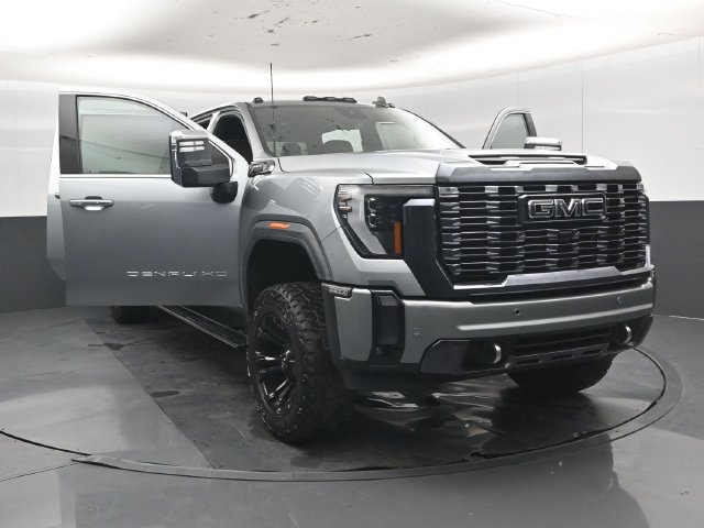 Used 2024 GMC Sierra 2500 Denali Ultimate w/ Max Trailering Package AWD/4WD image 59
