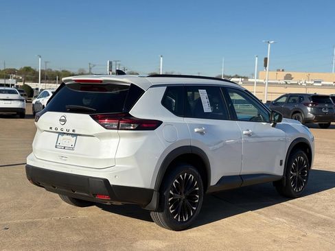 New 2026 Nissan Rogue Dark Armor FWD image 9