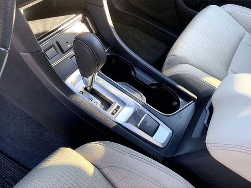 Used 2023 Subaru Ascent Premium w/ Convenience Package image 17