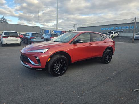 Used 2024 Buick Envista Sport Touring w/ Convenience I Package image 3