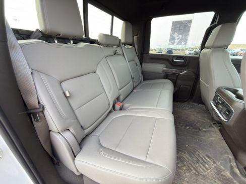 Used 2023 Chevrolet Silverado 3500 LTZ image 12