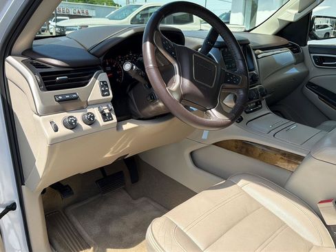 Used 2016 GMC Yukon Denali w/ Open Road Package AWD/4WD image 22