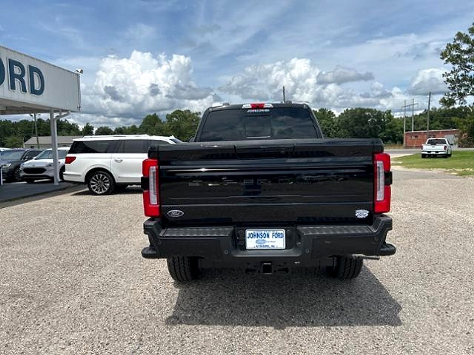 New 2025 Ford F250 Platinum AWD/4WD image 6