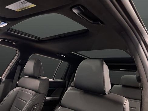 Used 2024 Hyundai Santa Fe Calligraphy image 7