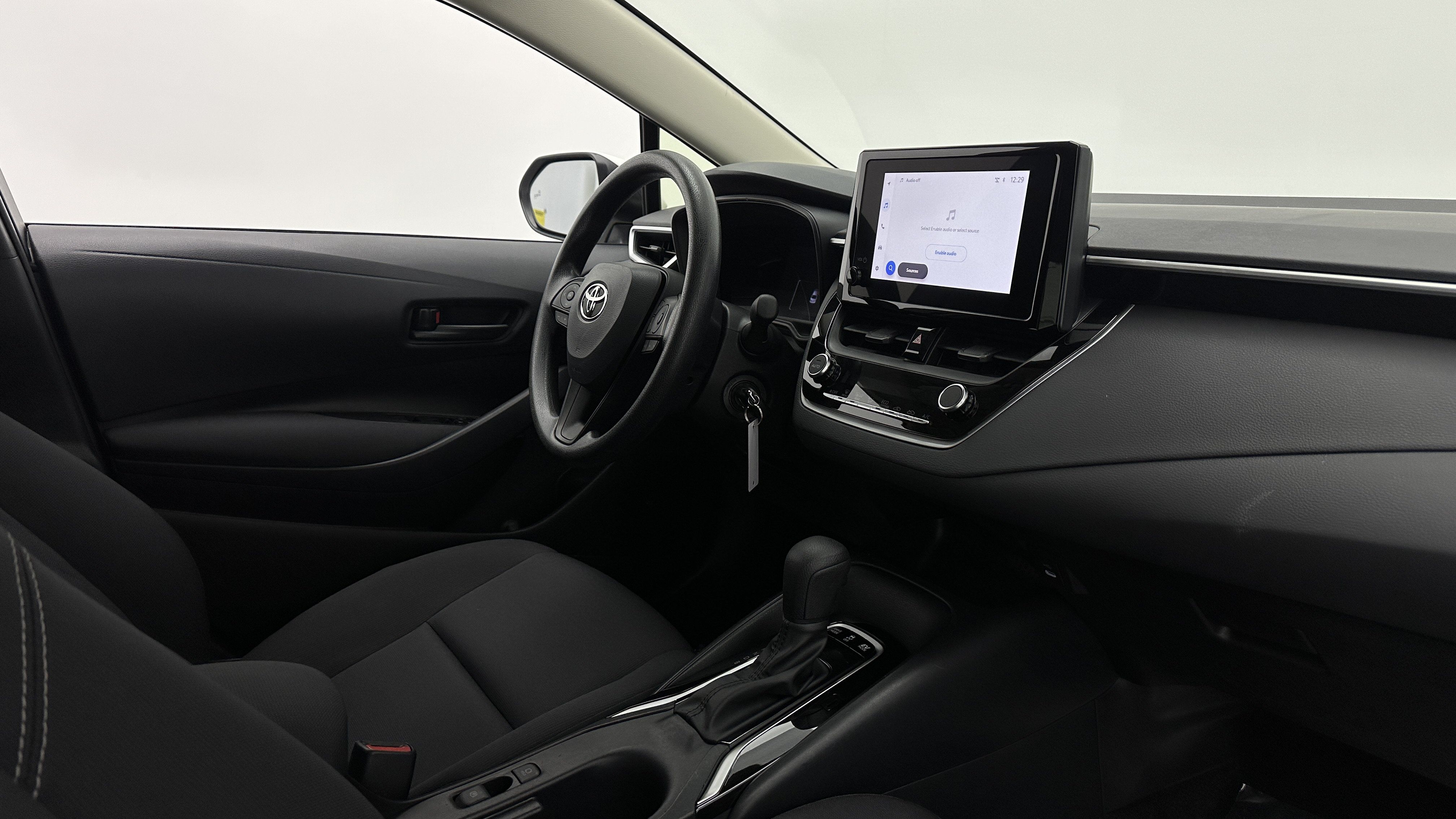 Used 2026 Toyota Corolla LE FWD image 34