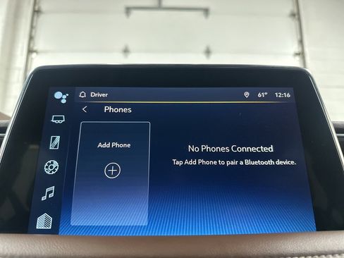 Used 2023 Chevrolet Suburban High Country image 33