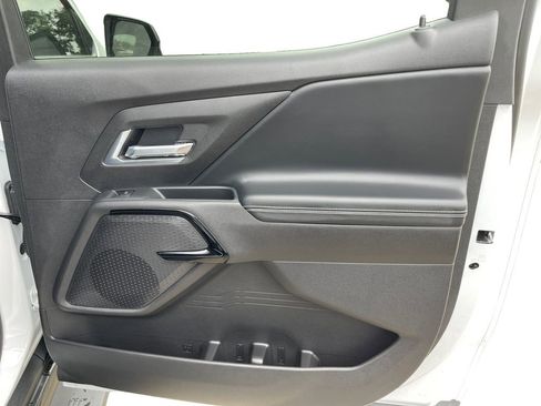 New 2026 Chevrolet Silverado EV LT image 18