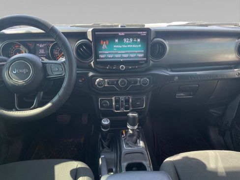 Used 2020 Jeep Wrangler Unlimited Sport S image 8