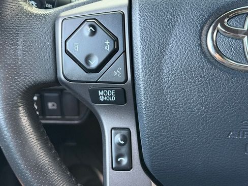 Used 2019 Toyota Tacoma TRD Off-Road AWD/4WD image 21