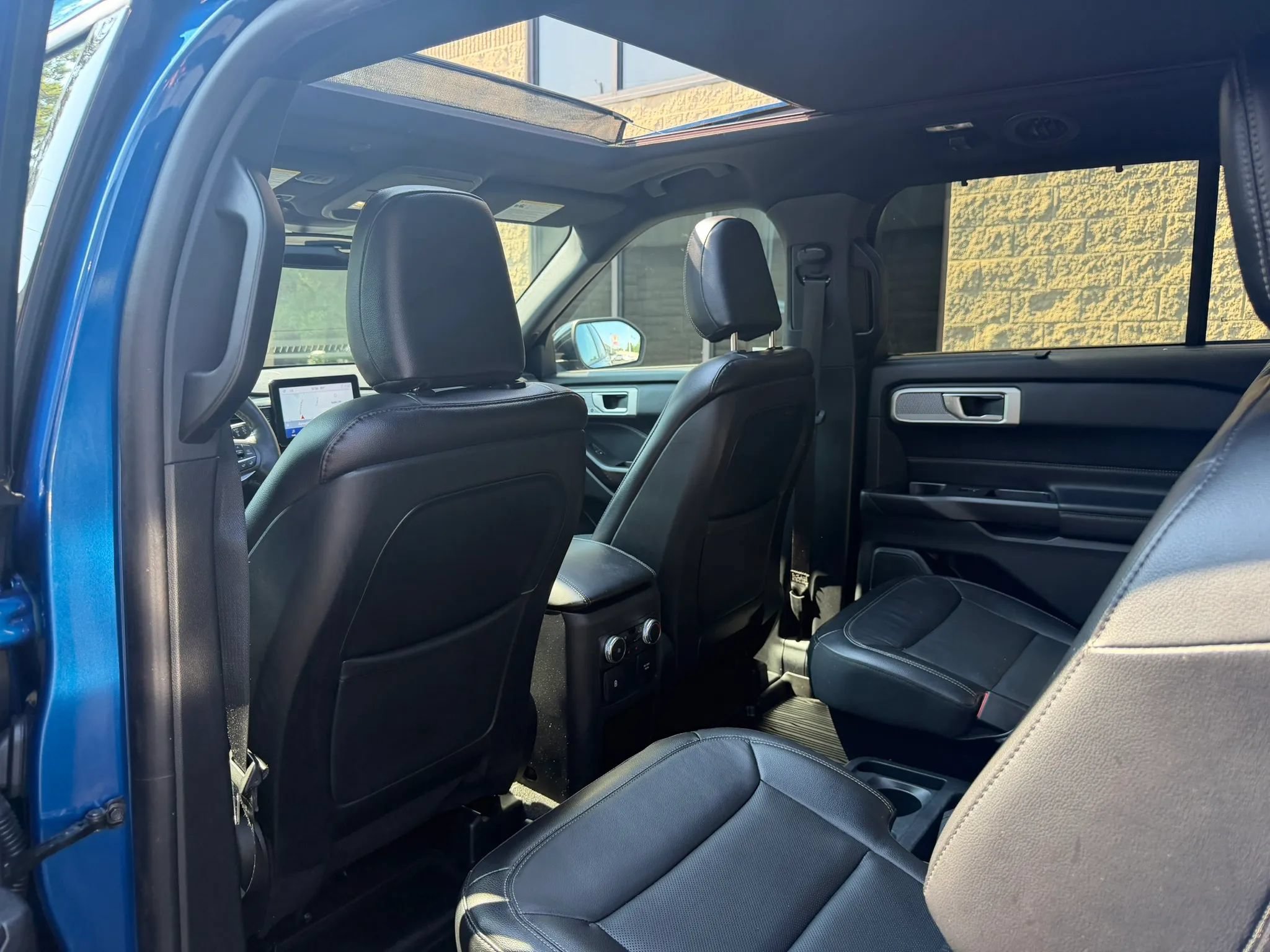 Used 2020 Ford Explorer Limited AWD/4WD image 31