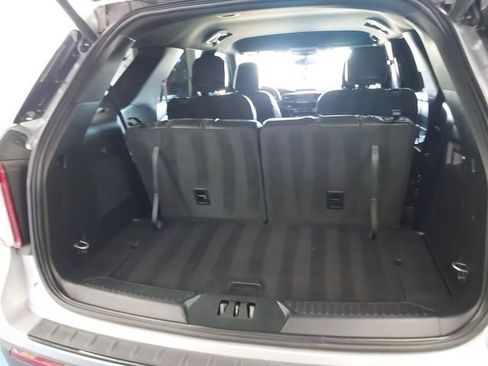 Used 2023 Ford Explorer ST-Line w/ Class IV Trailer Tow Package RWD image 32