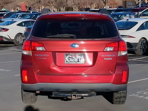 Used 2012 Subaru Outback 2.5i Premium w/ All-Weather Pkg image 5