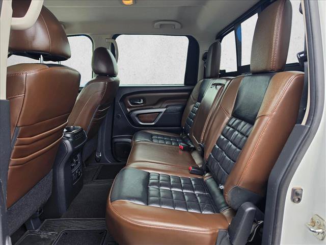 Used 2018 Nissan Titan Platinum Reserve w/ Platinum Utility Package AWD/4WD image 17