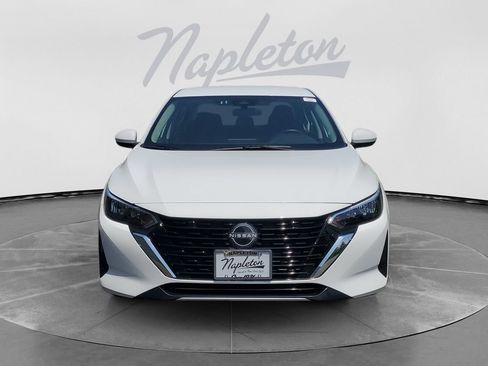 Used 2025 Nissan Sentra S FWD image 2