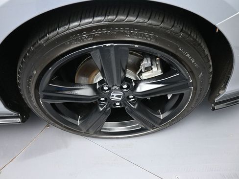 Used 2025 Honda Accord Sport image 13