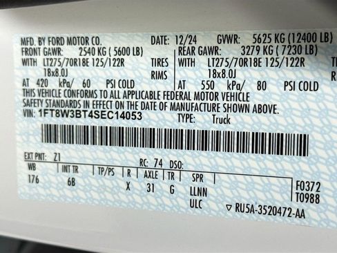 Used 2025 Ford F350 Lariat AWD/4WD image 28