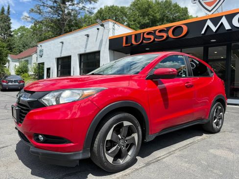 Used 2018 Honda HR-V EX image 3