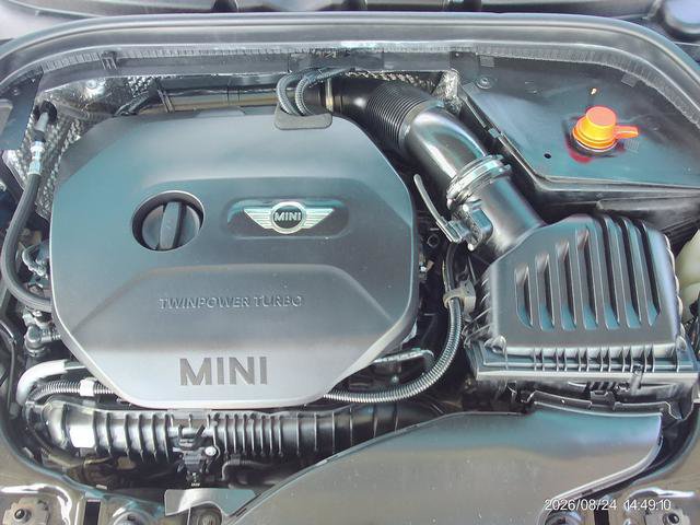 Used 2017 MINI Cooper S FWD image 9