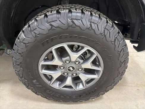 Used 2025 Ford Bronco Badlands AWD/4WD image 8