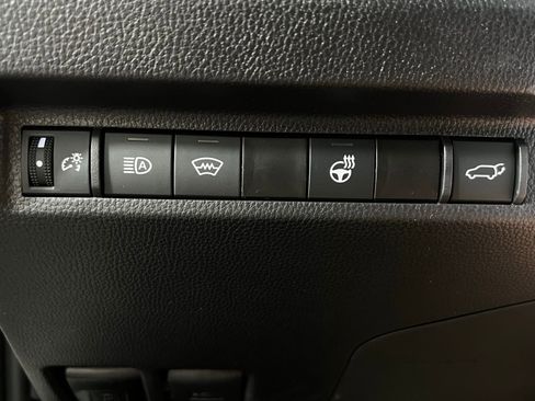 New 2025 Toyota RAV4 XLE image 18