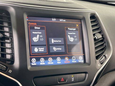 Used 2022 Jeep Cherokee Latitude w/ Sun & Sound Group image 19