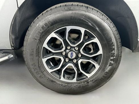 Used 2023 Ford Expedition Max XLT image 35