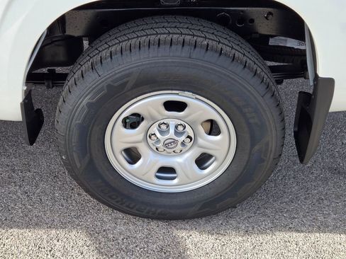 New 2026 Nissan Frontier S image 5