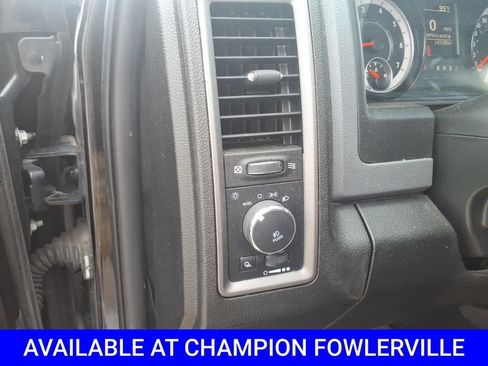 Used 2019 RAM 1500 Express w/ Express Value Package AWD/4WD image 12