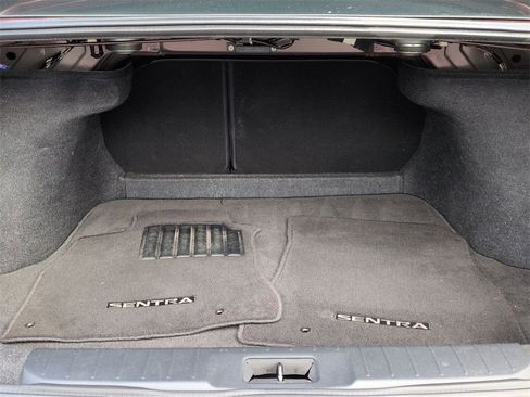 Used 2020 Nissan Sentra SV image 17