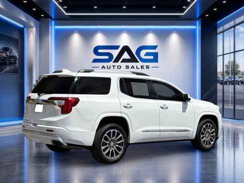 Used 2023 GMC Acadia Denali AWD/4WD image 4