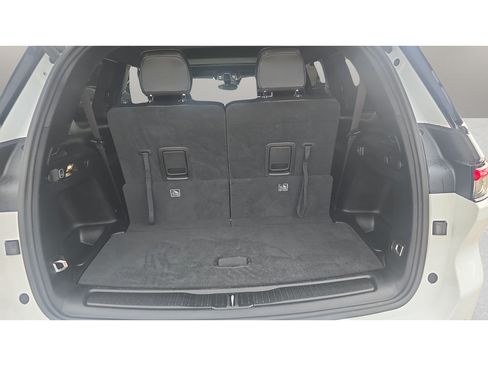 Used 2023 Jeep Grand Cherokee L Laredo AWD/4WD image 9