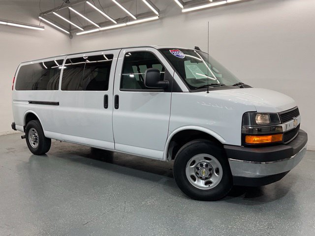 Used 2024 Chevrolet Express 3500 LT w/ LT Preferred Equipment Group RWD image 2