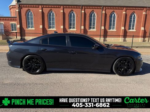 Used 2019 Dodge Charger R/T image 7