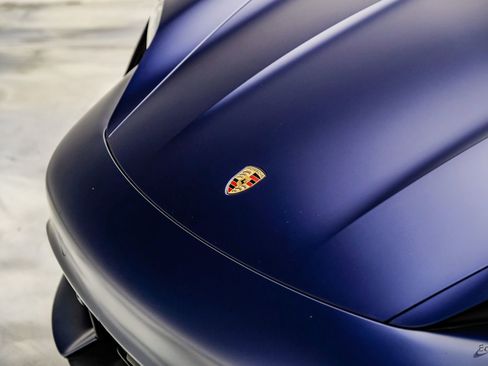 Used 2020 Porsche Taycan Turbo image 28