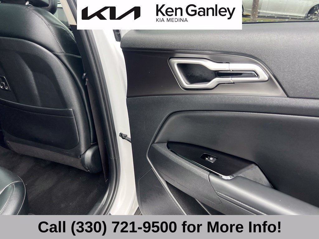 Certified 2025 Kia Sportage EX w/ Premium Package AWD/4WD image 54