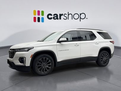 Used 2023 Chevrolet Traverse RS