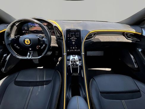 Used 2023 Ferrari Roma RWD image 10