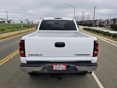 Used 2004 Chevrolet Silverado 2500 LT w/ Skid Plate Package image 6