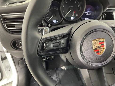 New 2025 Porsche Macan image 37