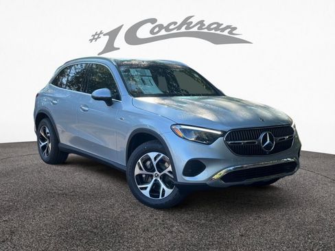 New 2025 Mercedes-Benz GLC 350e 4MATIC image 1