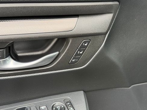 Used 2025 Honda CR-V Sport-L image 14