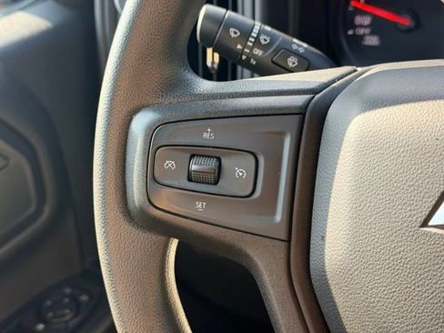 Used 2020 Chevrolet Silverado 1500 Custom w/ Custom Value Package AWD/4WD image 11