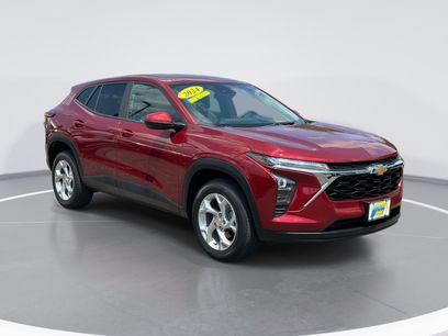 Used 2024 Chevrolet Trax LS w/ LS Convenience Package