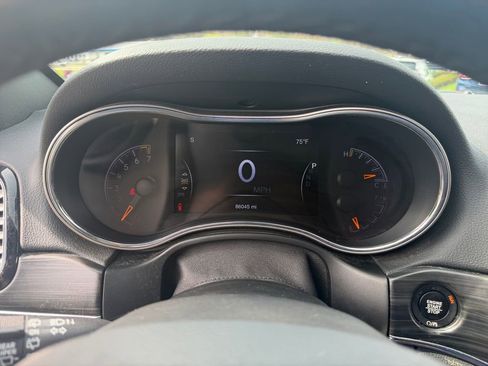 Used 2021 Jeep Grand Cherokee Limited w/ Quick Order Package 28K 80th image 16