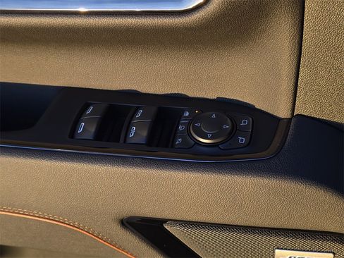 New 2026 GMC Sierra 2500 AT4 w/ AT4 Premium Plus Package image 28