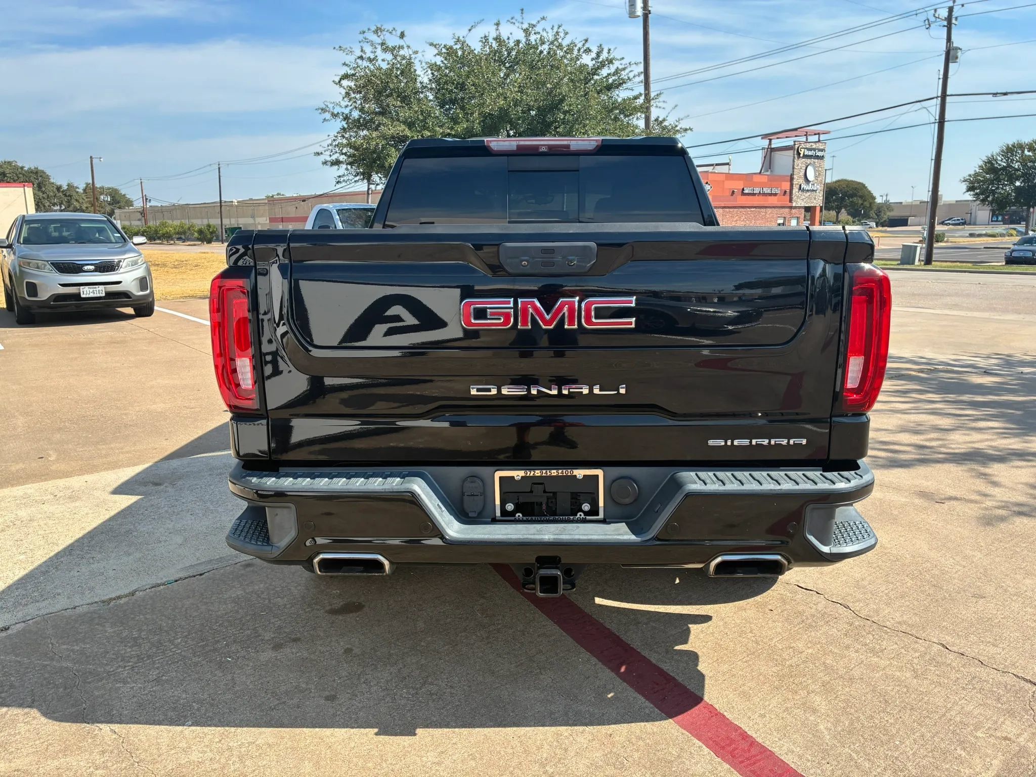 Used 2019 GMC Sierra 1500 Denali w/ Denali Ultimate Package AWD/4WD image 6
