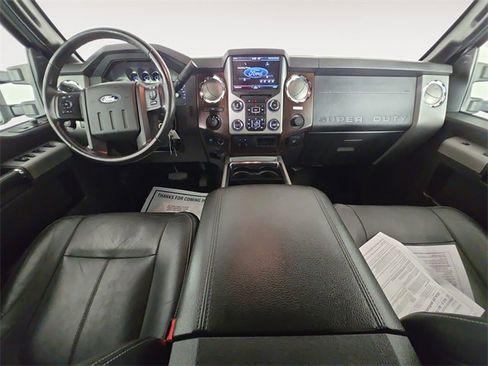 Used 2016 Ford F250 Lariat w/ Chrome Package image 10